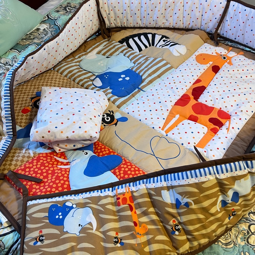 Baby boy animal mini crib set